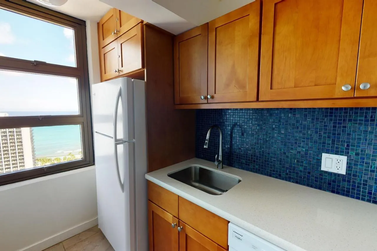 Artsy 32Nd Floor Condo With Modern Furnishings & Gorgeous Ocean Views Condo Honolulu 0*,
