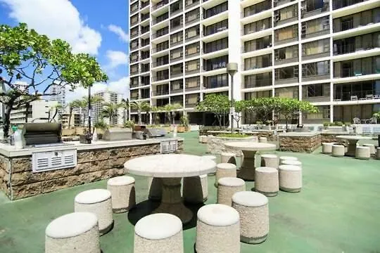 Artsy 32Nd Floor Condo With Modern Furnishings & Gorgeous Ocean Views Condo Honolulu