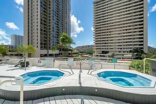 Artsy 32Nd Floor Condo With Modern Furnishings & Gorgeous Ocean Views Condo Honolulu Lejlighed