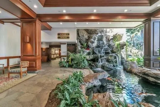 Artsy 32Nd Floor Condo With Modern Furnishings & Gorgeous Ocean Views Condo 호놀룰루