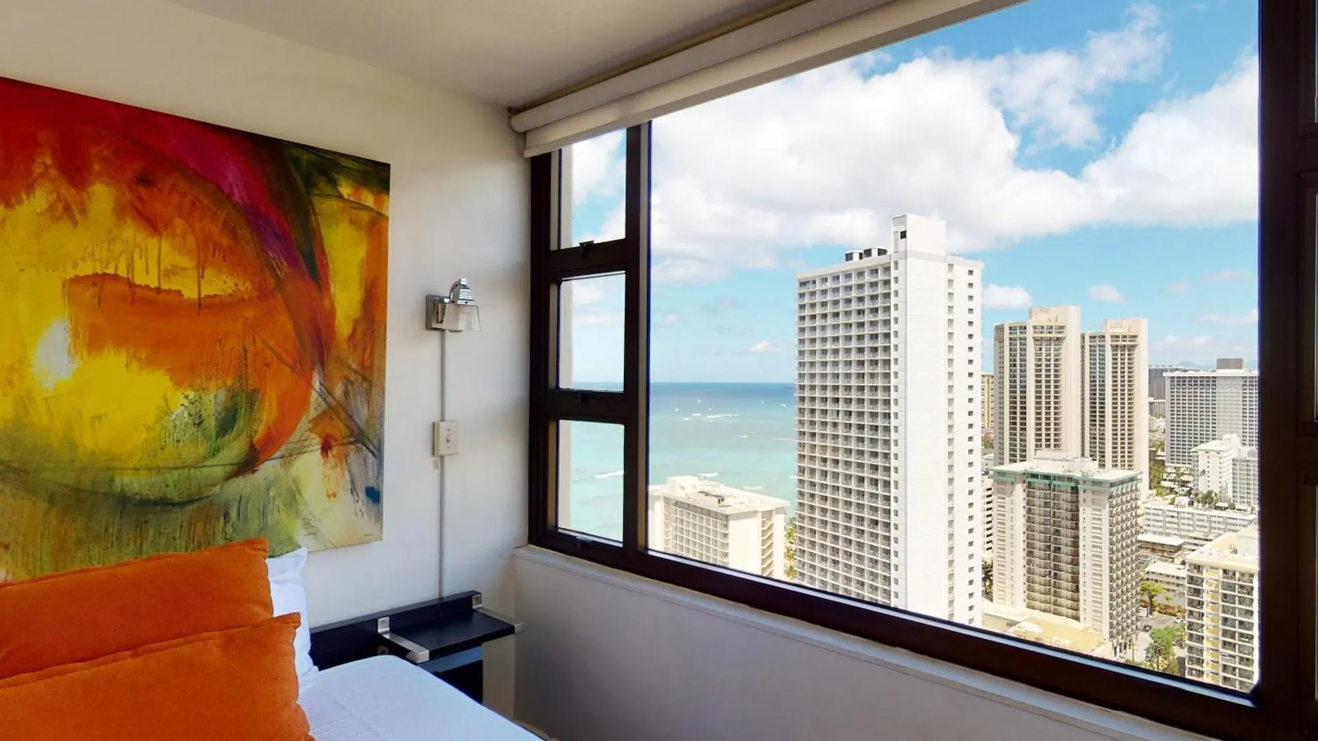 Artsy 32Nd Floor Condo With Modern Furnishings & Gorgeous Ocean Views Condo 호놀룰루 0*,  미국